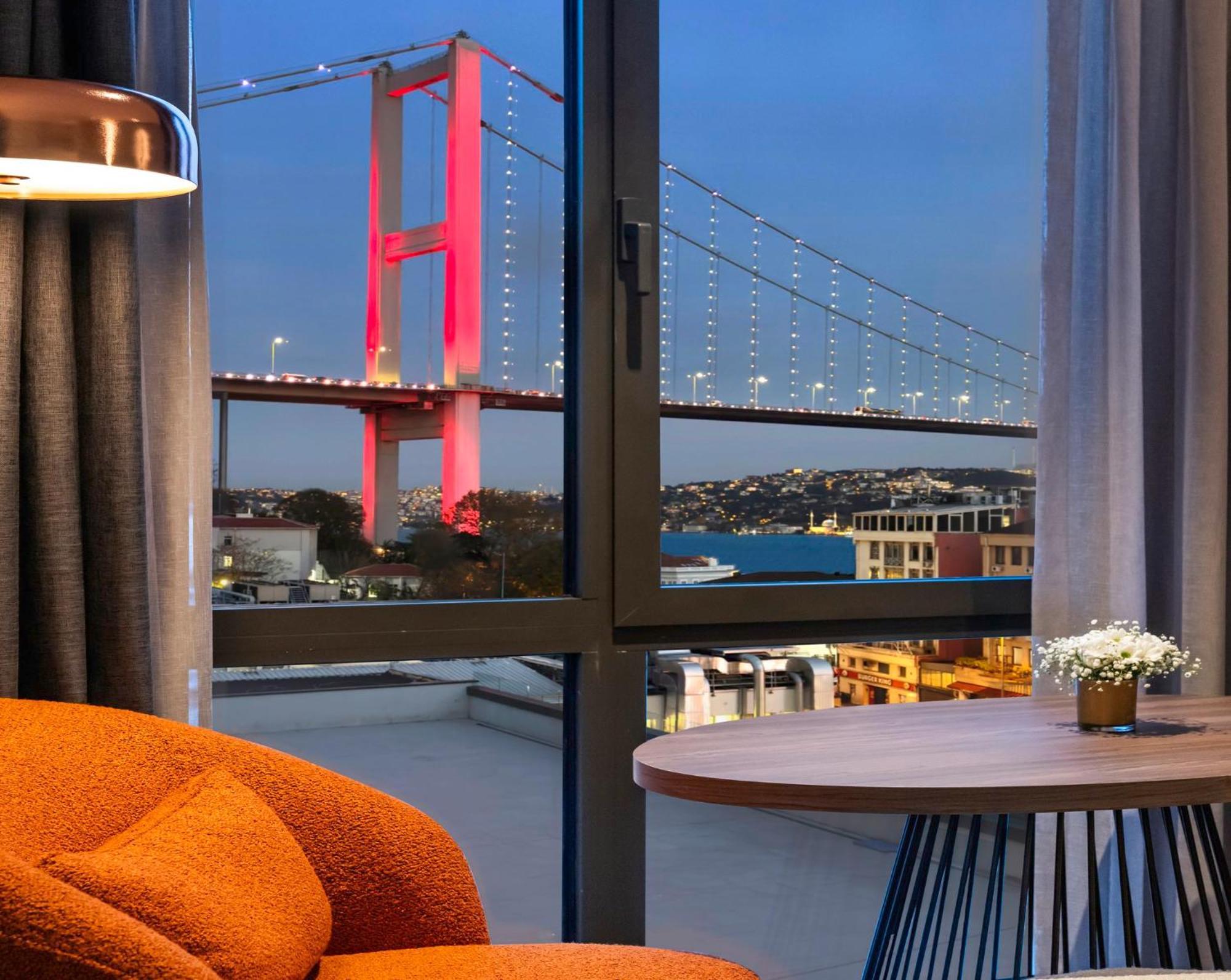 Crowne Plaza Istanbul - Ortakoy Bosphorus By Ihg Hotel Exterior foto